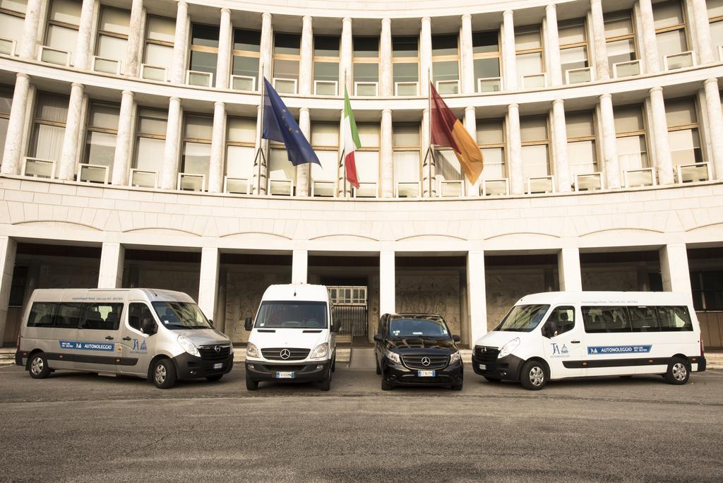 Bed & Breakfast Armonie Romane ภายนอก รูปภาพ The European University of Rome
